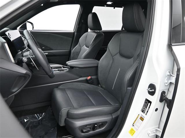 Photo of 2024 Wind Chill Pearl Lexus TX 350