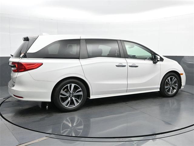 Photo of 2023 Platinum White Pearl Honda Odyssey