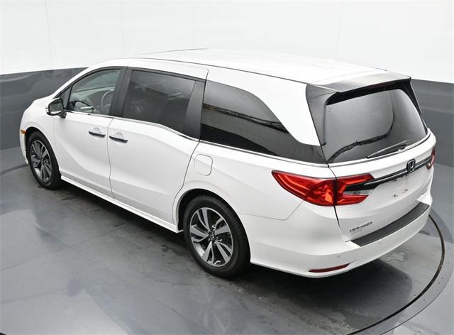 Photo of 2023 Platinum White Pearl Honda Odyssey