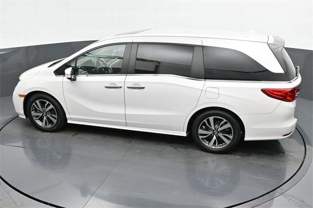 Photo of 2023 Platinum White Pearl Honda Odyssey