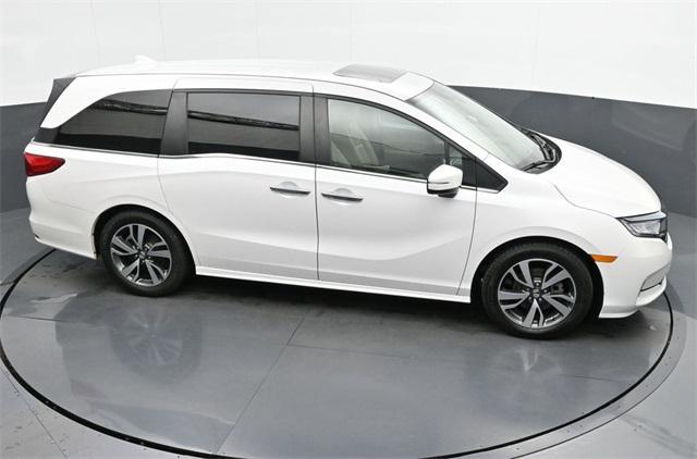 Photo of 2023 Platinum White Pearl Honda Odyssey