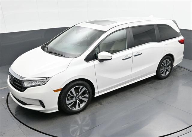 Photo of 2023 Platinum White Pearl Honda Odyssey