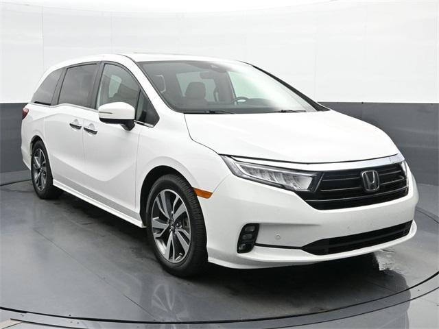 Photo of 2023 Platinum White Pearl Honda Odyssey