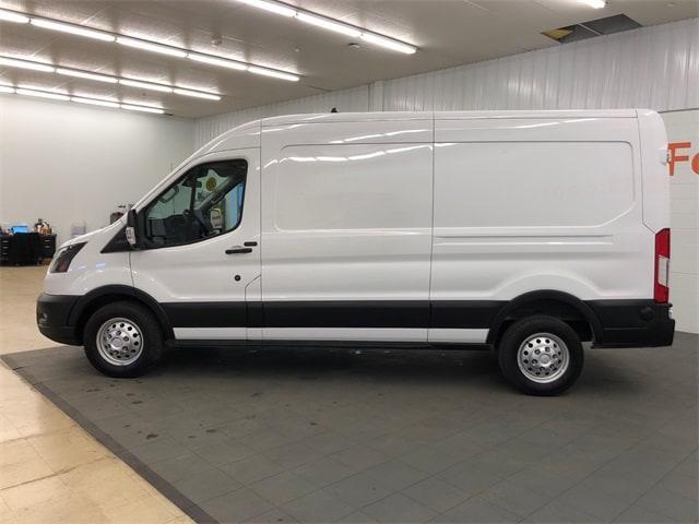 Photo of 2024 Oxford White Ford Transit-350