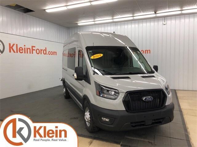 Photo of 2024 Gray Metallic Ford Transit-350
