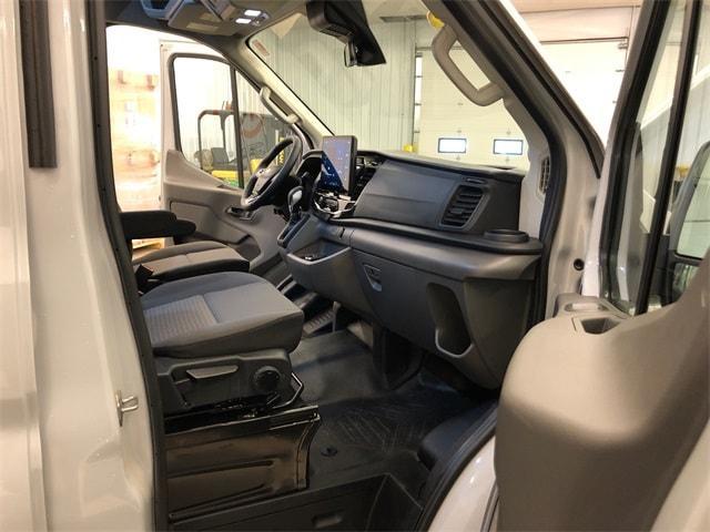 Photo of 2024 Gray Metallic Ford Transit-350