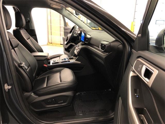 Photo of 2023 Stone Blue Metallic Ford Explorer