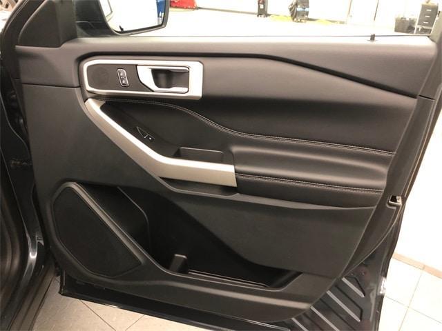 Photo of 2023 Stone Blue Metallic Ford Explorer