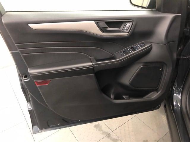 Photo of 2022 Stone Blue Metallic Ford Escape
