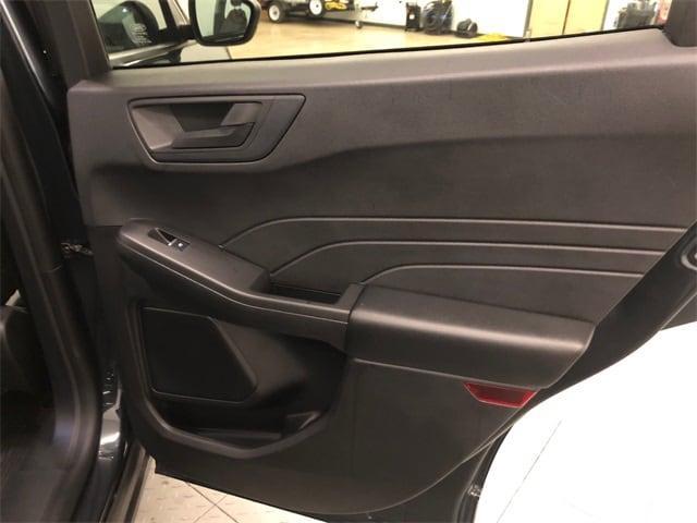 Photo of 2022 Stone Blue Metallic Ford Escape