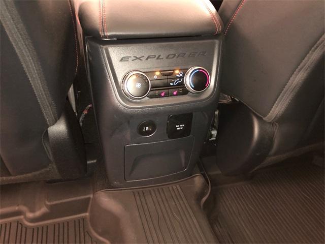 Photo of 2025 White Metallic Ford Explorer