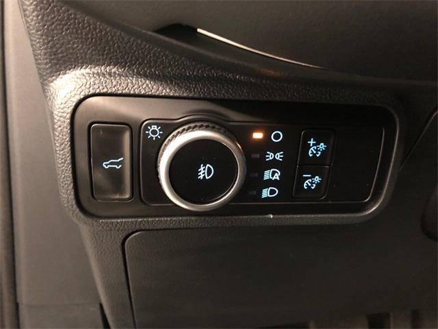 Photo of 2025 White Metallic Ford Explorer
