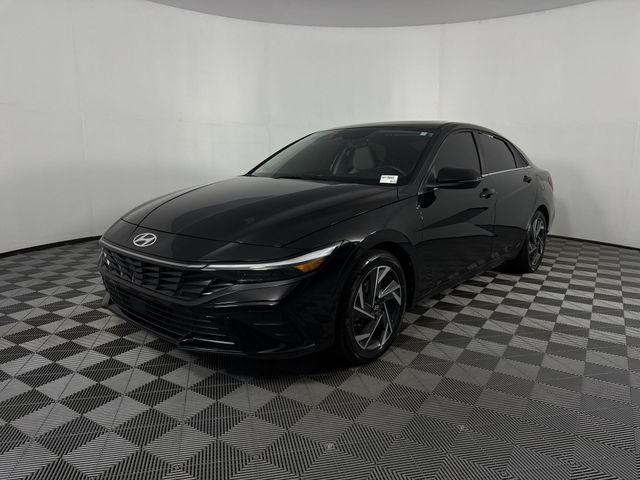 2024 Hyundai Elantra Hev