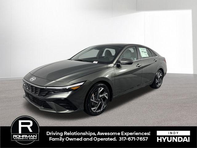 Photo of 2025 Amazon Gray Hyundai ELANTRA HEV
