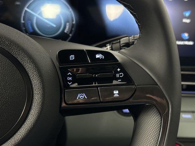 Photo of 2025 Amazon Gray Hyundai ELANTRA HEV