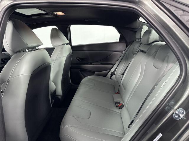 Photo of 2025 Amazon Gray Hyundai ELANTRA HEV
