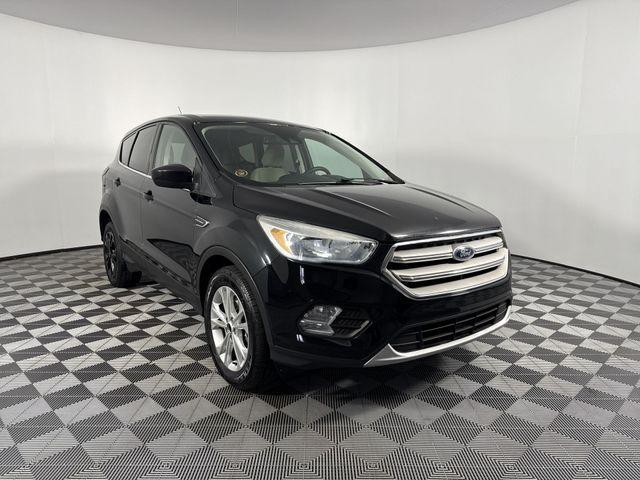 Photo of 2019 Black Metallic Ford Escape