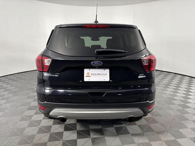 Photo of 2019 Black Metallic Ford Escape