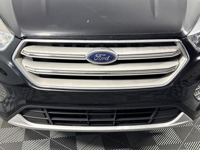 Photo of 2019 Black Metallic Ford Escape