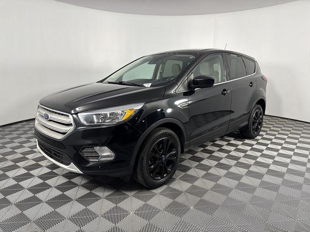 Photo of 2019 Black Metallic Ford Escape