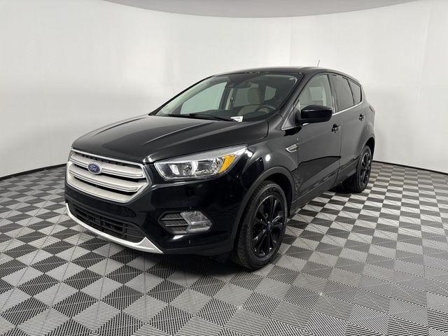 Photo of 2019 Black Metallic Ford Escape