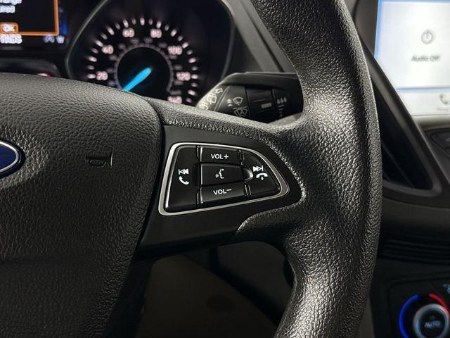 Photo of 2019 Black Metallic Ford Escape