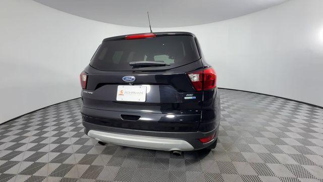 Photo of 2019 Black Metallic Ford Escape