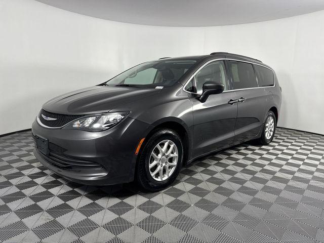 2020 Chrysler Voyager