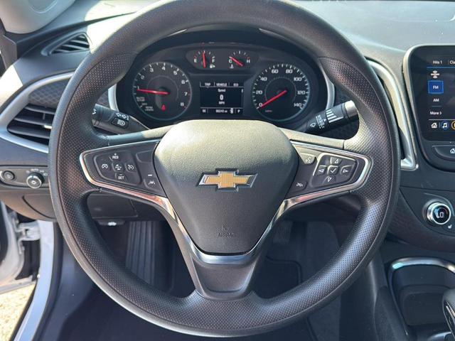 Photo of 2023 Summit White Chevrolet Malibu