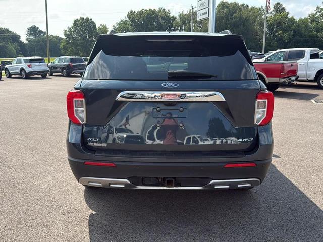 Photo of 2023 Stone Blue Metallic Ford Explorer