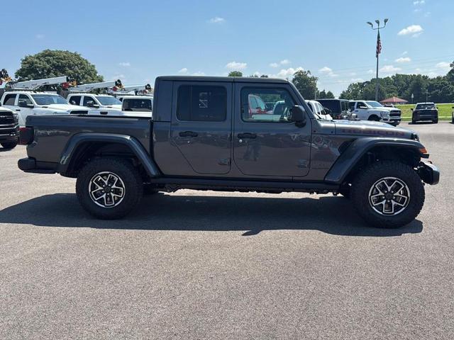 Photo of 2025 Granite Crystal Clearcoat Metallic Jeep Gladiator