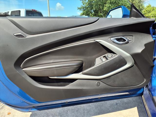 Photo of 2017 Hyper Blue Metallic Chevrolet Camaro