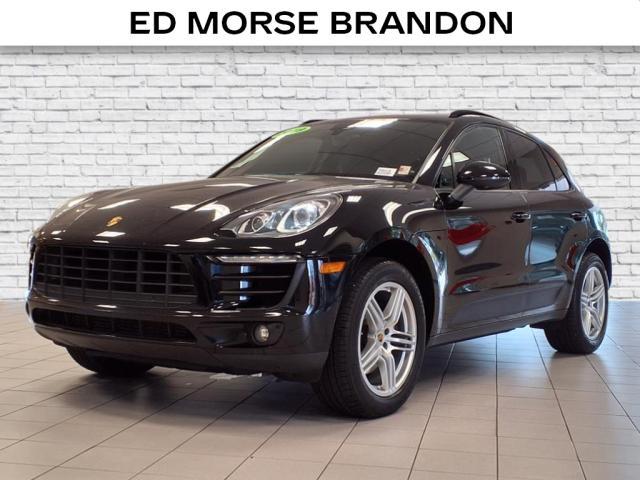 Photo of 2018 Black Porsche Macan
