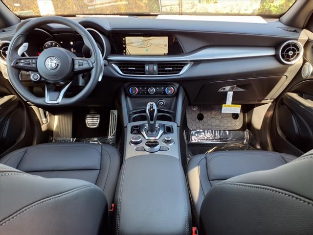 Photo of 2025 Vulcano Black Metallic Alfa Romeo Stelvio