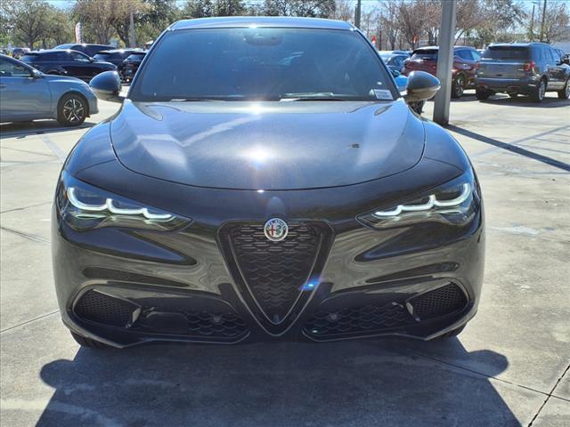 Photo of 2025 Vulcano Black Metallic Alfa Romeo Stelvio