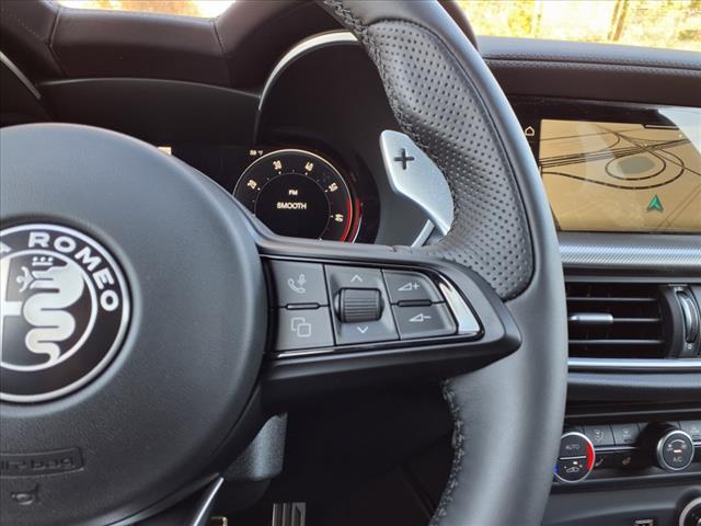 Photo of 2025 Vulcano Black Metallic Alfa Romeo Stelvio