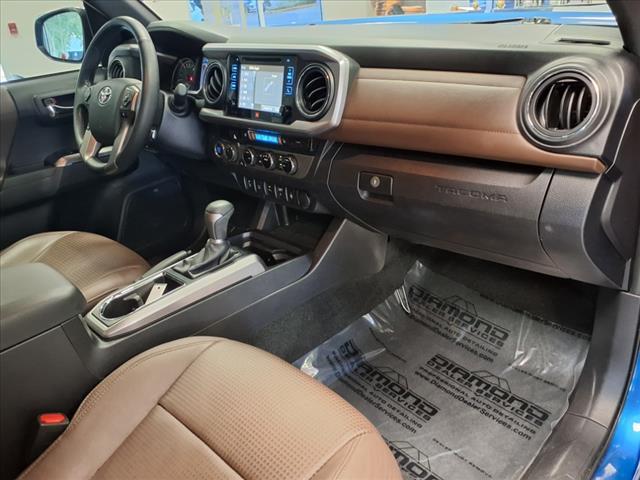 Photo of 2016 Blazing Blue Pearl Toyota Tacoma