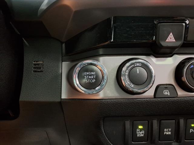 Photo of 2016 Blazing Blue Pearl Toyota Tacoma