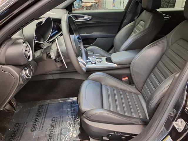 Photo of 2023 Vulcano Black Metallic Alfa Romeo Giulia