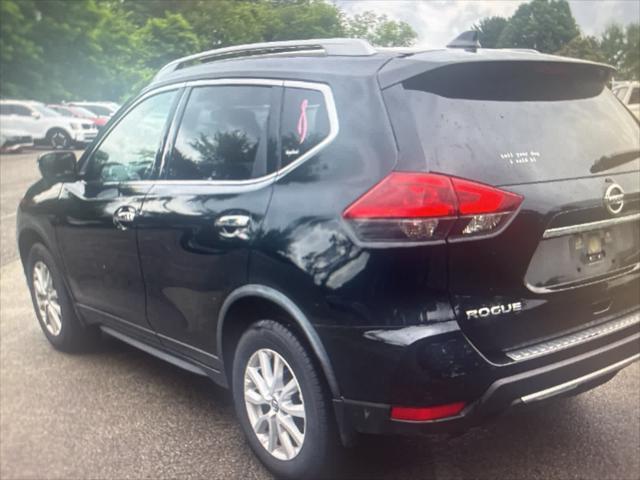 Photo of 2018 Magnetic Black Nissan Rogue