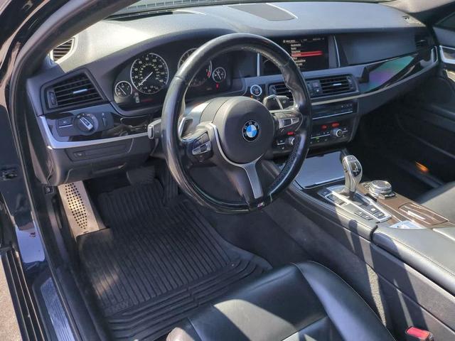 Photo of 2016 Carbon Black Metallic BMW 535