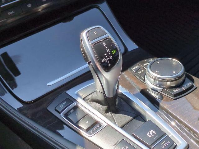 Photo of 2016 Carbon Black Metallic BMW 535