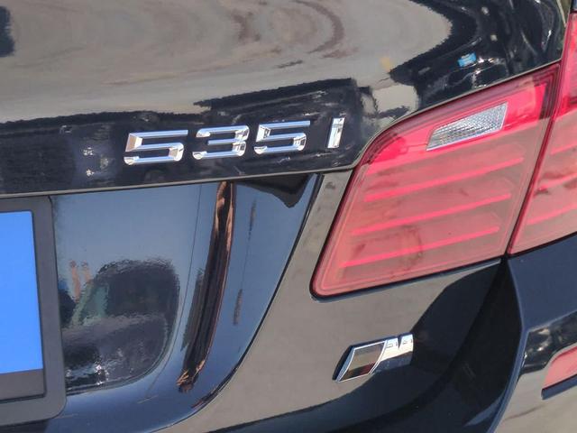 Photo of 2016 Carbon Black Metallic BMW 535