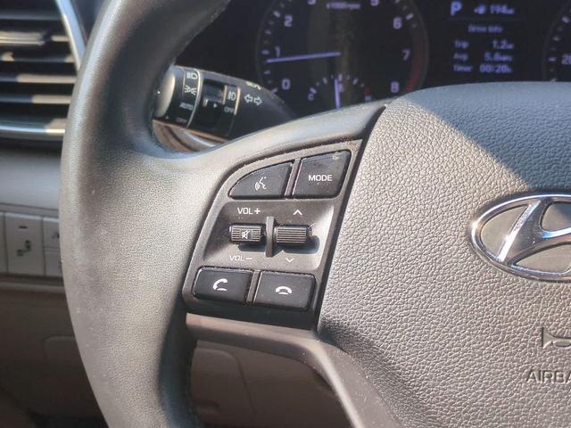 Photo of 2019 Dazzling White Hyundai TUCSON