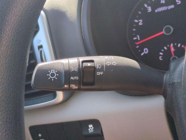Photo of 2018 Pacific Blue Kia Sportage