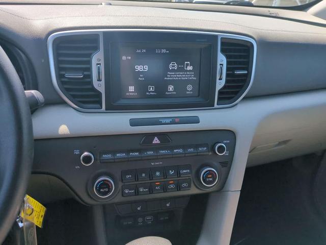 Photo of 2018 Pacific Blue Kia Sportage