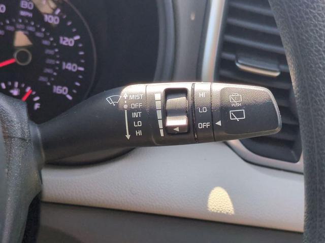 Photo of 2018 Pacific Blue Kia Sportage