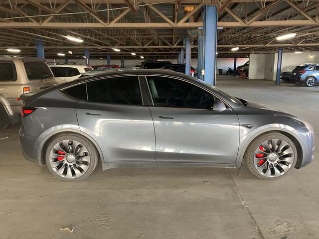 Photo of 2022 Pearl White Multi-Coat Tesla Model Y