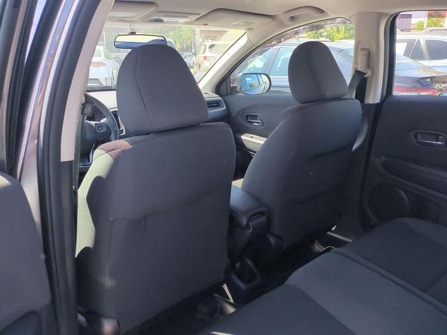 Photo of 2019 Modern Steel Metallic Honda HR-V
