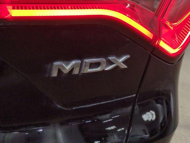 Photo of 2023 Majestic Black Pearl Acura MDX